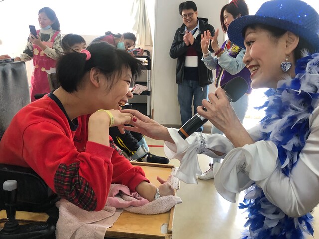 笑得好開心呀