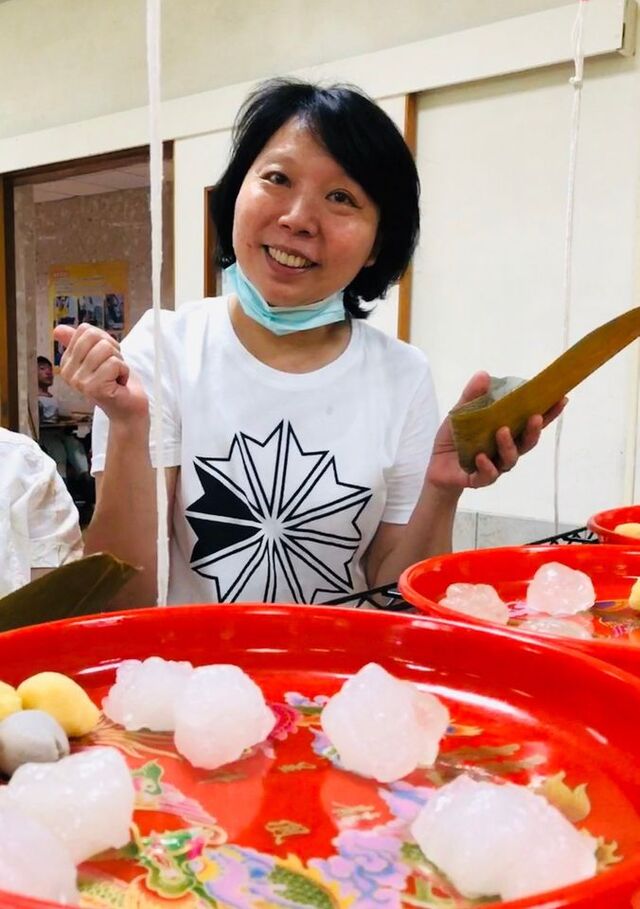 7 全院最美麗的秘書也來參賽