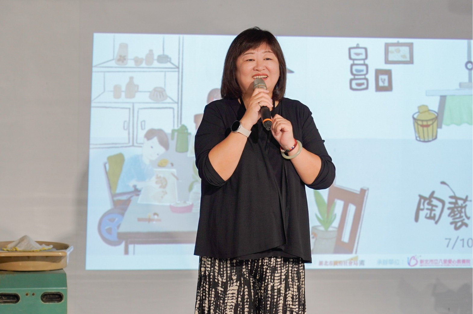 滬尾藝文休閒園區總經理紀維綺提供展示空間,期盼能支持、鼓勵院生繼續創作。